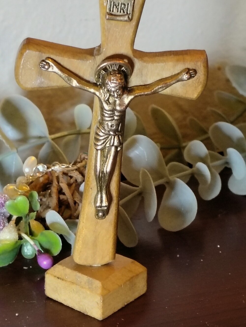 Vintage Tabletop Crucifix Padre Pio Foundation of America Wood Brass 4"